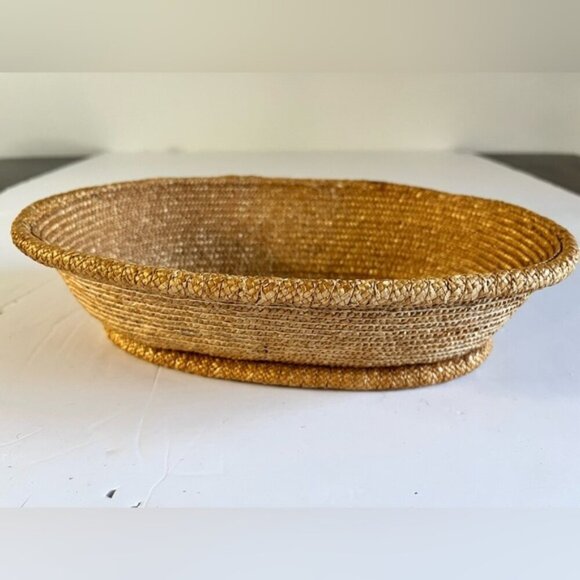 Vintage Handwoven Straw Oval Basket – Rustic Boho Decorative Storage - Picture 1 of 7